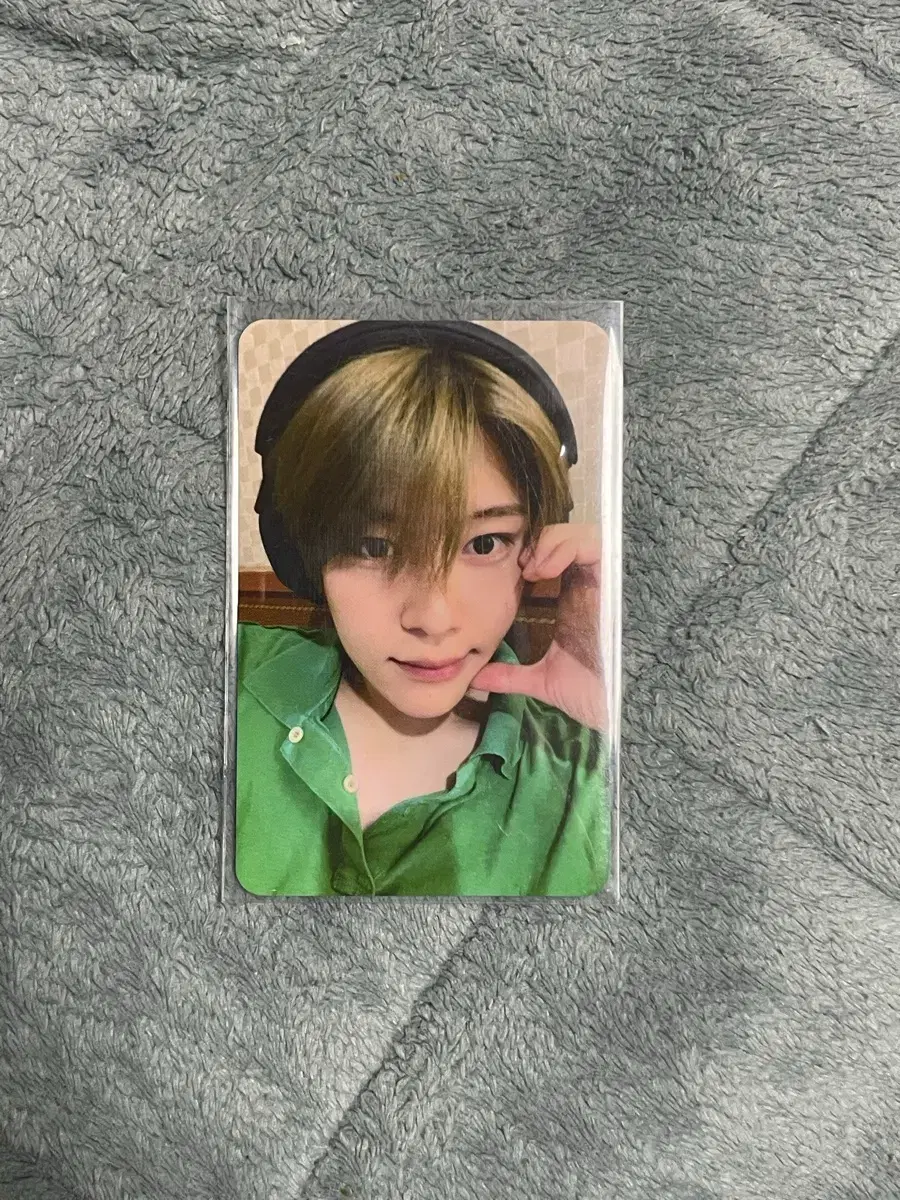 thumbnail-0